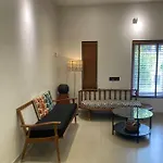 Stylish 2Bhk Airbnb Retreat, Perfect For Families.